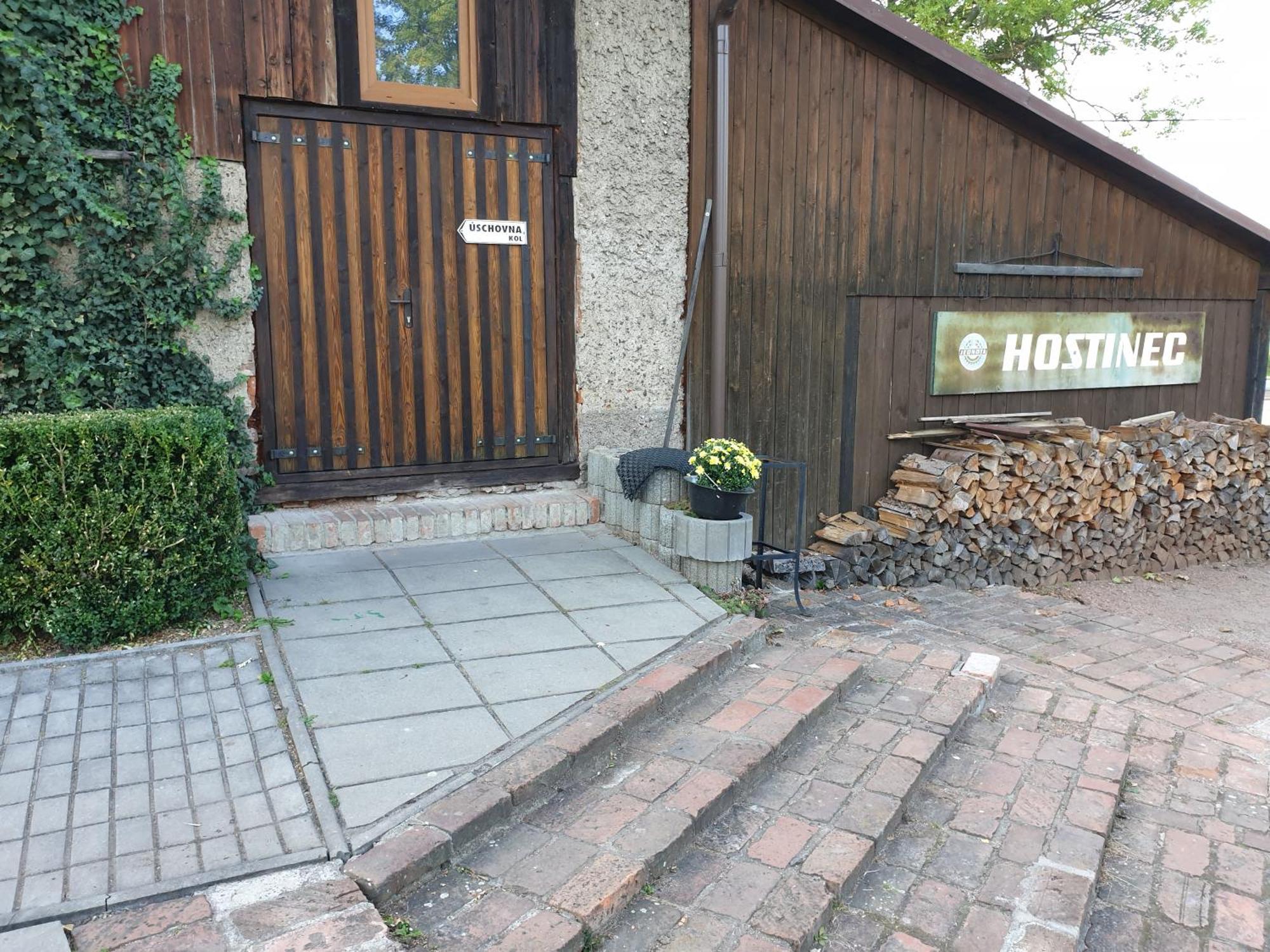 Penzion U Suchanku Mezimesti Buitenkant foto